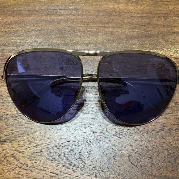Claudia Schiffer Oak C1001 Aviator Sunglas… main image 5